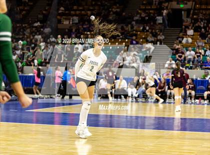Thumbnail 3 in Fossil Ridge vs. Pine Creek (CHSAA 5A Round 2) photogallery.