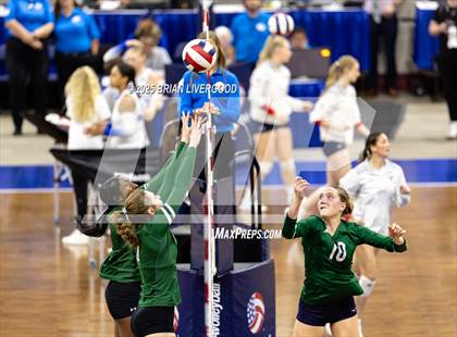 Thumbnail 1 in Fossil Ridge vs. Pine Creek (CHSAA 5A Round 2) photogallery.