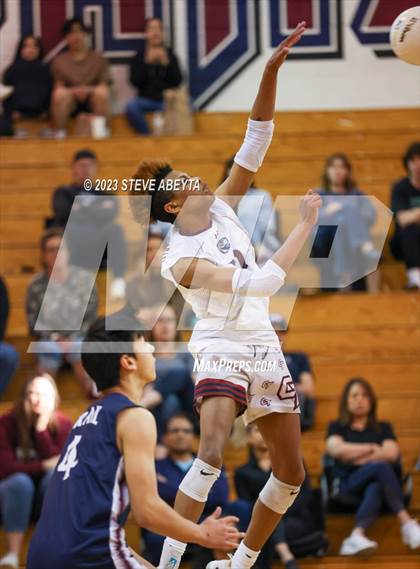 Thumbnail 1 in Cheyenne Mountain @ Cherokee Trail photogallery.
