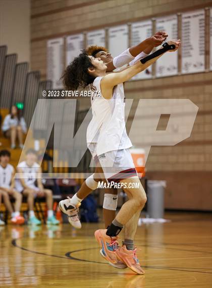 Thumbnail 1 in Cheyenne Mountain @ Cherokee Trail photogallery.
