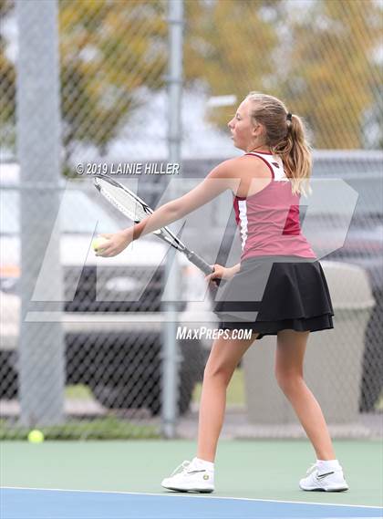 Thumbnail 3 in Bemidji Triangular vs Detroit Lakes & Staples/Motley photogallery.
