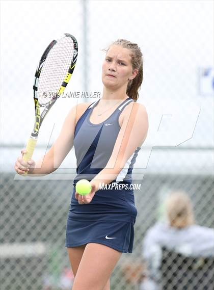 Thumbnail 1 in Bemidji Triangular vs Detroit Lakes & Staples/Motley photogallery.