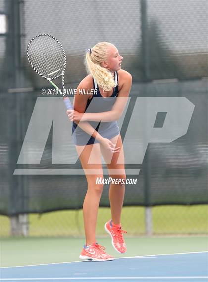 Thumbnail 1 in Bemidji Triangular vs Detroit Lakes & Staples/Motley photogallery.