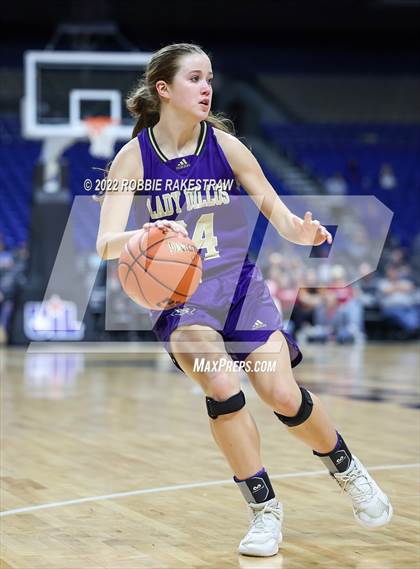 Thumbnail 1 in Gruver vs. San Saba (UIL 2A State Semifinal) photogallery.