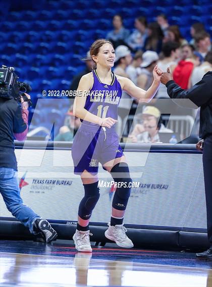 Thumbnail 1 in Gruver vs. San Saba (UIL 2A State Semifinal) photogallery.