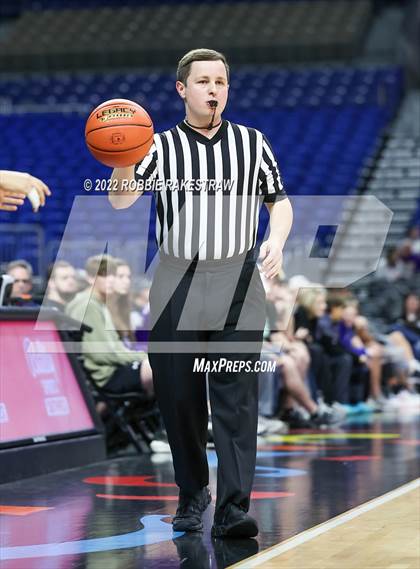 Thumbnail 2 in Gruver vs. San Saba (UIL 2A State Semifinal) photogallery.