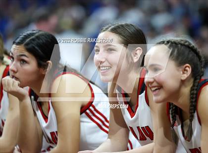 Thumbnail 2 in Gruver vs. San Saba (UIL 2A State Semifinal) photogallery.
