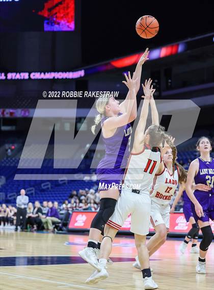 Thumbnail 2 in Gruver vs. San Saba (UIL 2A State Semifinal) photogallery.