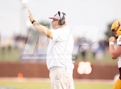 Thumbnail 3 in Perry vs Houston County  photogallery.
