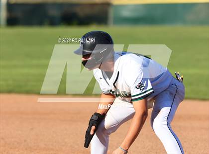 Thumbnail 1 in Oak Ridge @ Granite Bay photogallery.