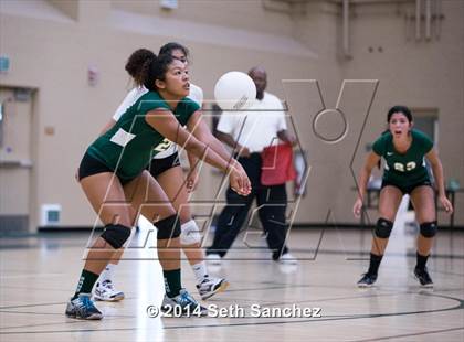 Thumbnail 3 in Tahquitz @ Murrieta Mesa photogallery.