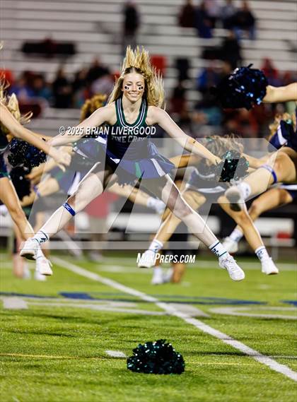 Thumbnail 1 in Loveland @ Pine Creek photogallery.