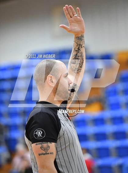 Thumbnail 2 in Watts vs Braggs (OSSAA Class B Area II District Playoff) photogallery.