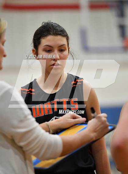Thumbnail 3 in Watts vs Braggs (OSSAA Class B Area II District Playoff) photogallery.