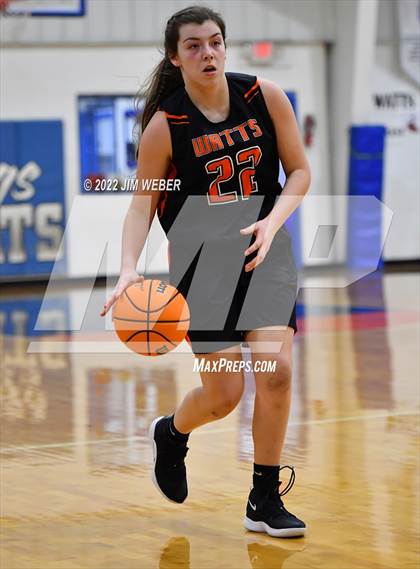 Thumbnail 1 in Watts vs Braggs (OSSAA Class B Area II District Playoff) photogallery.