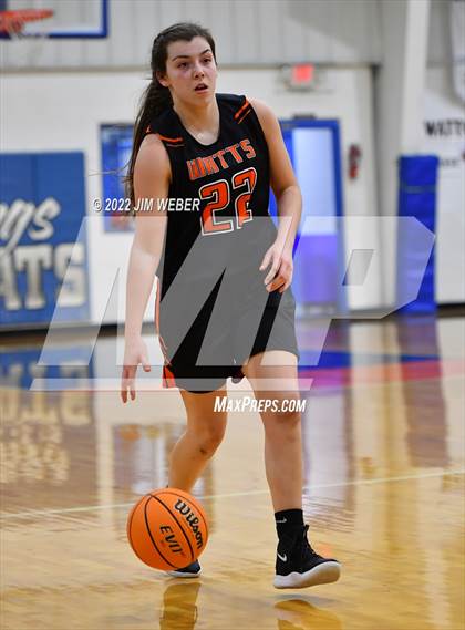 Thumbnail 3 in Watts vs Braggs (OSSAA Class B Area II District Playoff) photogallery.