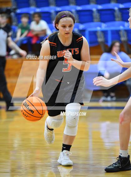 Thumbnail 1 in Watts vs Braggs (OSSAA Class B Area II District Playoff) photogallery.