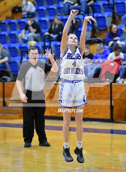 Thumbnail 1 in Watts vs Braggs (OSSAA Class B Area II District Playoff) photogallery.