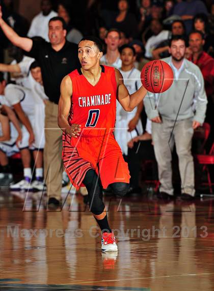 Thumbnail 1 in St. Augustine vs. Chaminade (CIF SoCal Regional D3 Final) photogallery.