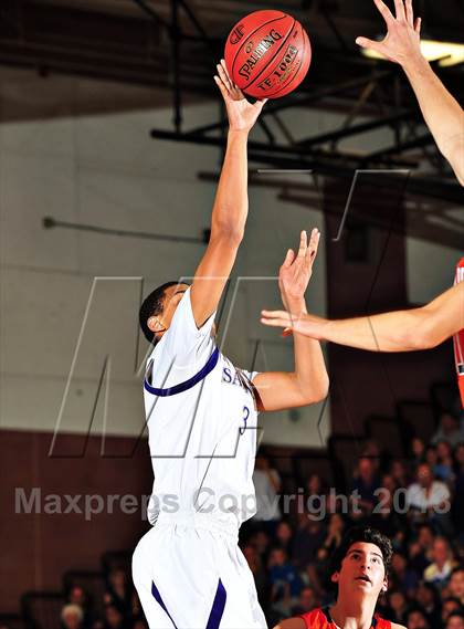 Thumbnail 2 in St. Augustine vs. Chaminade (CIF SoCal Regional D3 Final) photogallery.