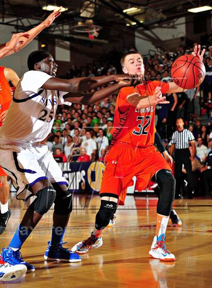 Thumbnail 3 in St. Augustine vs. Chaminade (CIF SoCal Regional D3 Final) photogallery.
