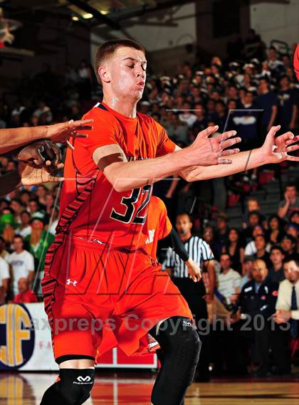 Thumbnail 1 in St. Augustine vs. Chaminade (CIF SoCal Regional D3 Final) photogallery.