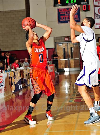 Thumbnail 1 in St. Augustine vs. Chaminade (CIF SoCal Regional D3 Final) photogallery.