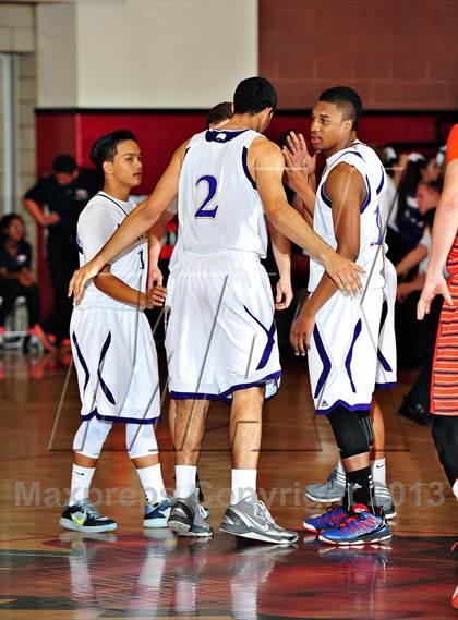 Thumbnail 2 in St. Augustine vs. Chaminade (CIF SoCal Regional D3 Final) photogallery.