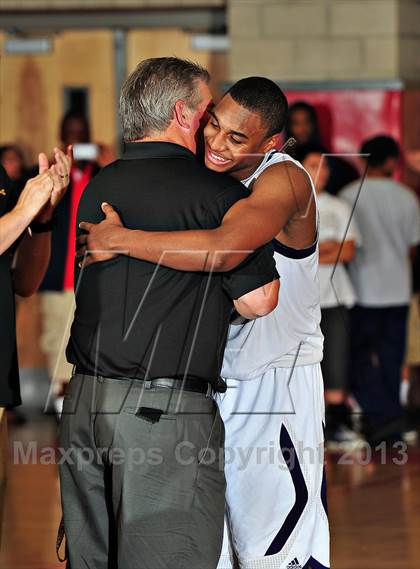 Thumbnail 2 in St. Augustine vs. Chaminade (CIF SoCal Regional D3 Final) photogallery.