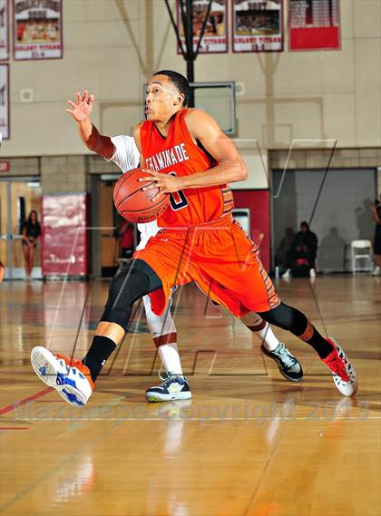 Thumbnail 1 in St. Augustine vs. Chaminade (CIF SoCal Regional D3 Final) photogallery.