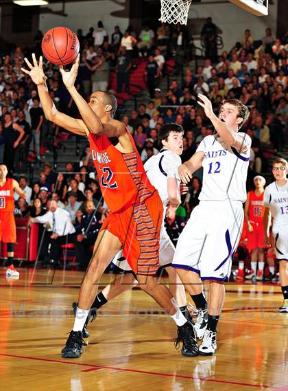 Thumbnail 3 in St. Augustine vs. Chaminade (CIF SoCal Regional D3 Final) photogallery.