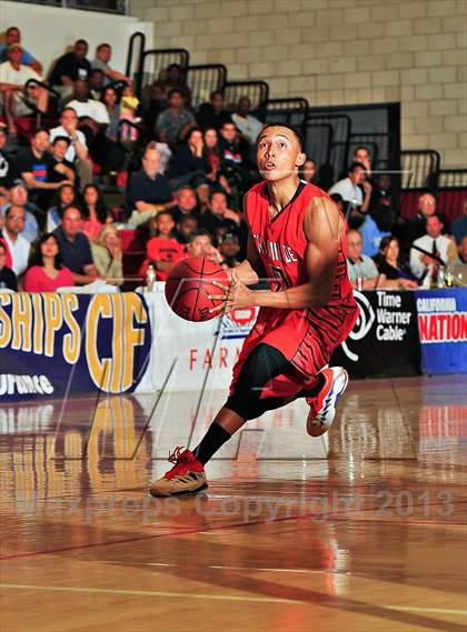 Thumbnail 1 in St. Augustine vs. Chaminade (CIF SoCal Regional D3 Final) photogallery.