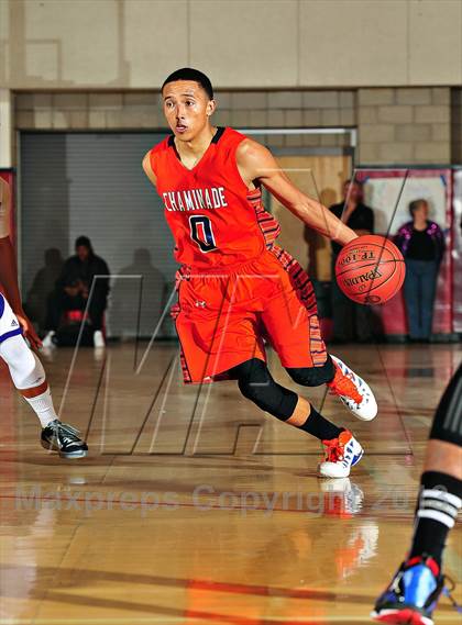Thumbnail 3 in St. Augustine vs. Chaminade (CIF SoCal Regional D3 Final) photogallery.