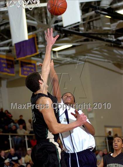 Thumbnail 2 in Ravenscroft @ Hillside (Glaxo Holiday Invitational) photogallery.