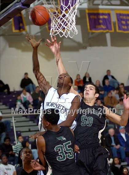 Thumbnail 3 in Ravenscroft @ Hillside (Glaxo Holiday Invitational) photogallery.