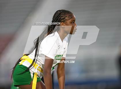 Thumbnail 1 in Woodbridge vs Kettle Run (Gar-Field) photogallery.