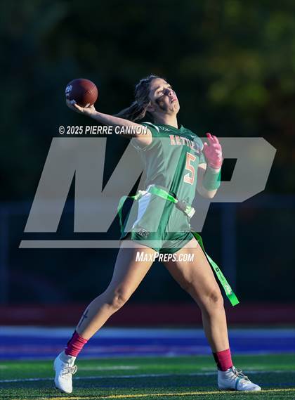 Thumbnail 1 in Woodbridge vs Kettle Run (Gar-Field) photogallery.