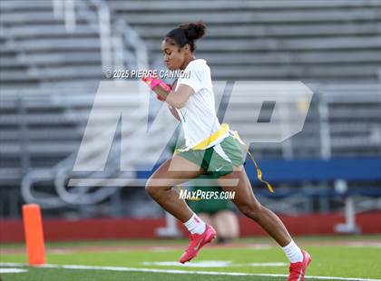 Thumbnail 3 in Woodbridge vs Kettle Run (Gar-Field) photogallery.