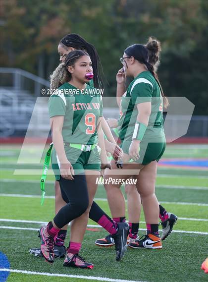 Thumbnail 1 in Woodbridge vs Kettle Run (Gar-Field) photogallery.