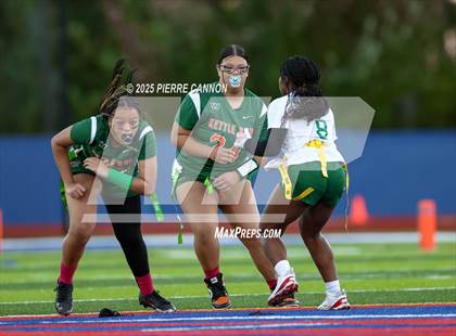 Thumbnail 1 in Woodbridge vs Kettle Run (Gar-Field) photogallery.