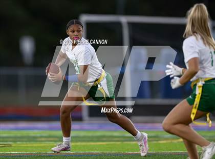 Thumbnail 3 in Woodbridge vs Kettle Run (Gar-Field) photogallery.