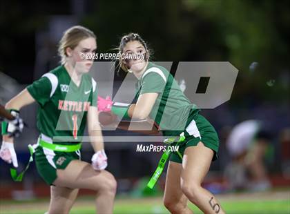 Thumbnail 3 in Woodbridge vs Kettle Run (Gar-Field) photogallery.