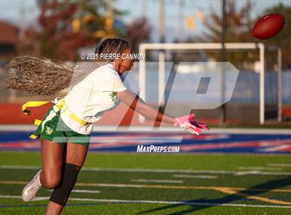 Thumbnail 1 in Woodbridge vs Kettle Run (Gar-Field) photogallery.