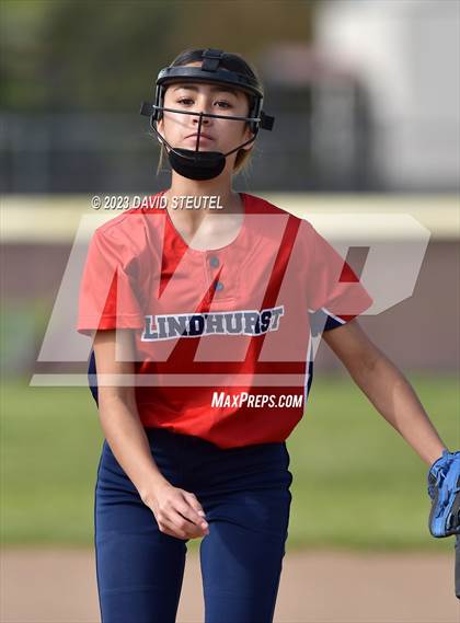 Thumbnail 1 in Lindhurst @ Natomas photogallery.