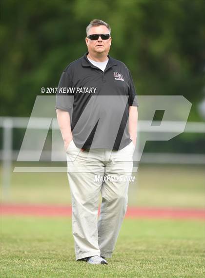 Thumbnail 2 in Pomperaug @ North Haven (CIAC Class M Quarterfinal) photogallery.
