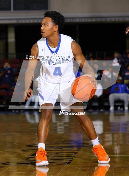 Thumbnail 2 in Mater Dei vs. Bishop Gorman (Tarkanian Classic) photogallery.
