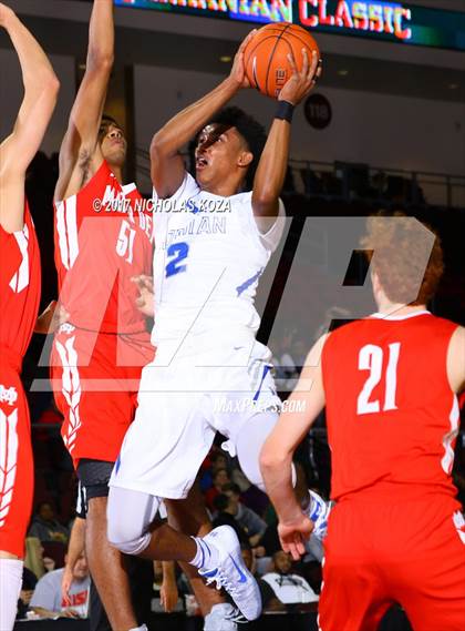 Thumbnail 3 in Mater Dei vs. Bishop Gorman (Tarkanian Classic) photogallery.