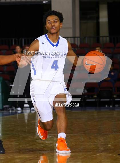Thumbnail 1 in Mater Dei vs. Bishop Gorman (Tarkanian Classic) photogallery.