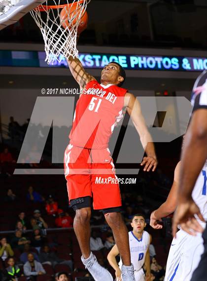Thumbnail 3 in Mater Dei vs. Bishop Gorman (Tarkanian Classic) photogallery.