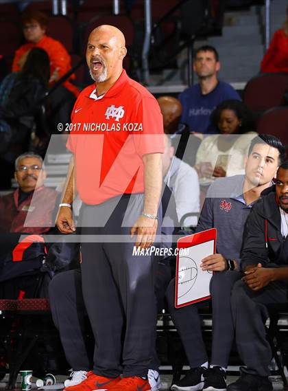 Thumbnail 3 in Mater Dei vs. Bishop Gorman (Tarkanian Classic) photogallery.